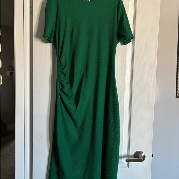 Zara Green Dress - Picture 3 of 7